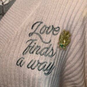 Disney Tiana sweater